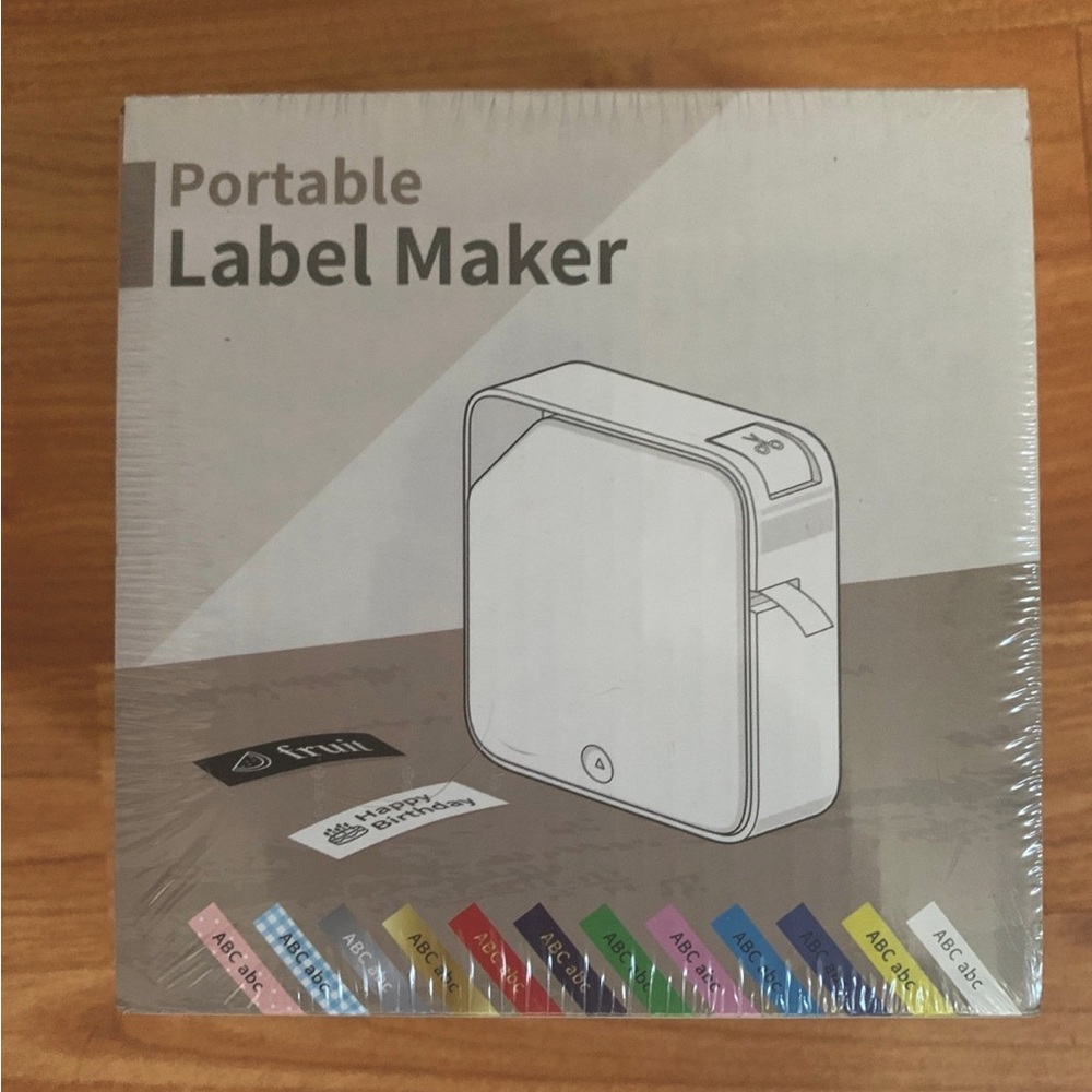 UNOPENED Vixic Portable Label Maker Bluetooth